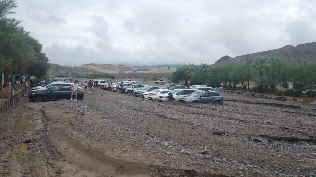 Record Flooding in Death Valley National Park Strands 1,000 People