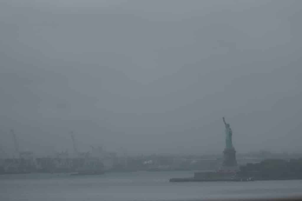 New Yorkers Contend With Wet Weather Partly Brought On By Hurricane Ian