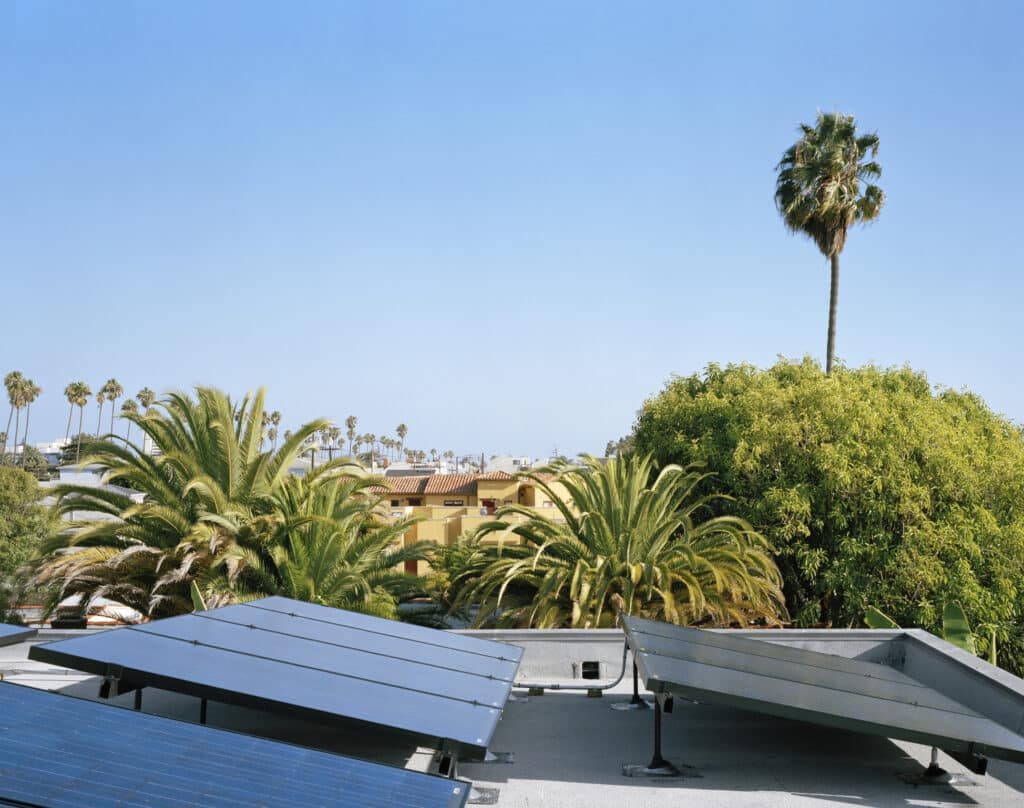 solar panel mounts on a flat roof