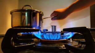 Should the U.S. Ban Gas Stoves?