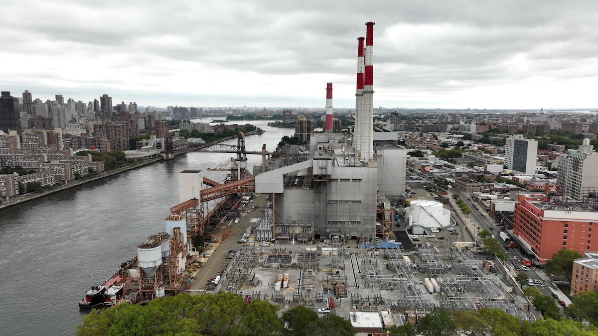 Aerial view of the Ravenswood Generating Station in Long Island City, New York