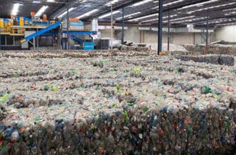 Australia Supermarkets Ordered to Dump More Than 5,000 Tons of Plastics Gathered for Recycling