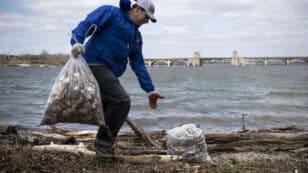 Baltimore County Bans Plastic Shopping Bags