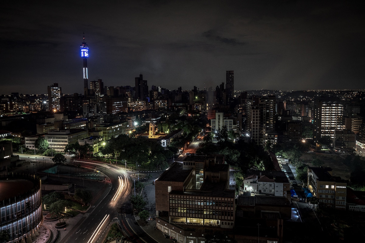 Parts of Johannesburg, South Africa without power due to rolling blackouts