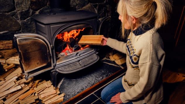 <strong>Wood Stoves Could Cause ‘New Air Pollution Hotspots’ in the UK</strong>