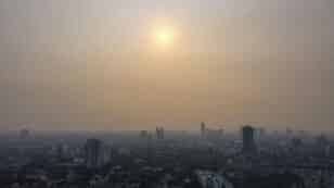 Jakarta Continues to Breathe Unhealthy Air as Vehicle Emissions Go Largely Unchecked