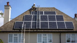 UK Homes Install Record Numbers of Heat Pumps and Solar Panels in First Half of 2023