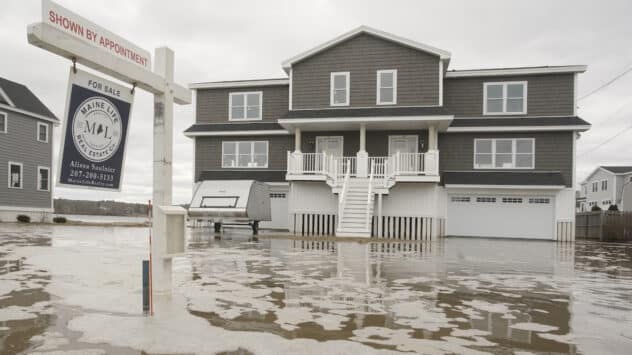 Americans Abandoning Neighborhoods Due to Rising Flood Risk, Study Finds