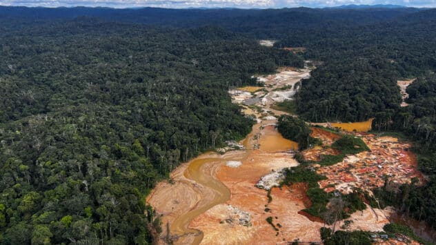 Brazil and Colombia Destroy Illegal Gold Mines in Amazon Rainforest
