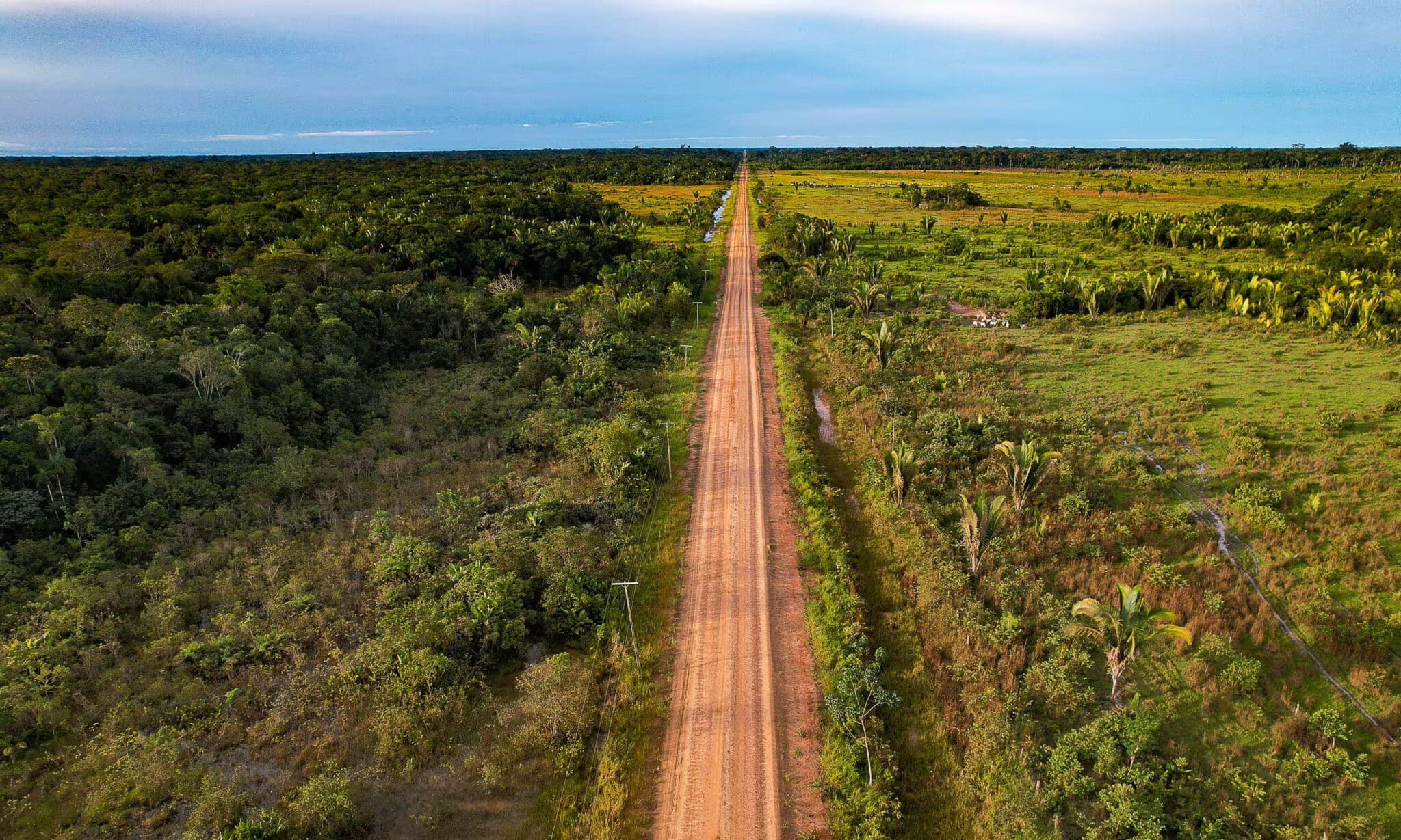 An unpaved stretch of Brazil’s BR-319 between Humaitá and Porto Realidade