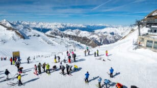Researchers Find PFAS on Ski Slopes