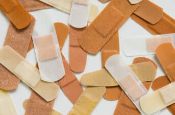 Major Bandage Brands in the U.S. Contain PFAS, Study Finds